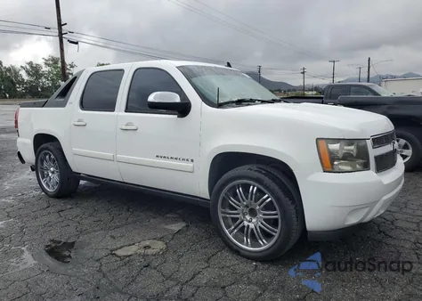 2008 Chevrolet Avalanche C1500 z USA, uszkodzony, nr VIN 3GNEC12J68G138343